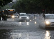 Μεγάλα ύψη βροχής στα νότια και βαθμιαία βελτίωση του καιρού από τα δυτικά Μεγάλα ύψη βροχής στα νότια και βαθμιαία βελτίωση του καιρού από τα δυτικά
