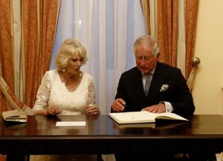 Τι περιλαμβάνει το σημερινό «τουρ» για Κάρολο – Καμίλα