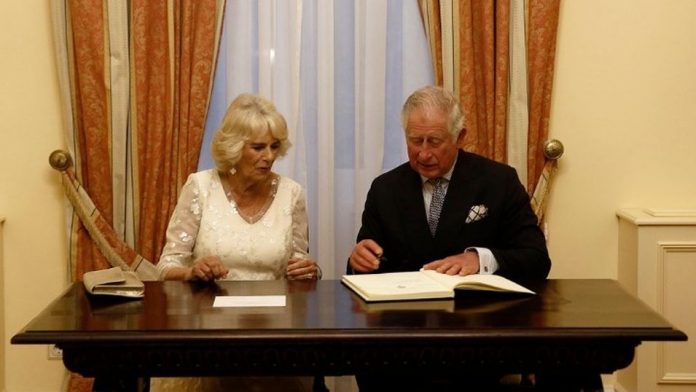 Τι περιλαμβάνει το σημερινό «τουρ» για Κάρολο – Καμίλα