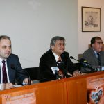 Περισσότερες από 30 καρδιοχειρουργικές επεμβάσεις πραγματοποίησε μέσα σε διάστημα μόλις δυο εβδομάδων, αφιλοκερδώς και με μεγάλη επιτυχία, σε κατοίκους της Μαυρικίου της Αφρικής μόνο έναν υποτυπώδη εξοπλισμό. Πρόκειται για τον Ελληνα καθηγητή της Σχολής Επιστημών Υγείας του ΑΠΘ, καρδιοχειρουργό Κυριάκο Αναστασιάδη.