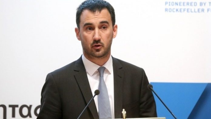 Νέες παρεμβάσεις για την προώθηση της καινοτομίας στις επιχειρήσεις προανήγγειλε ο αναπληρωτής υπουργός Οικονομίας και Ανάπτυξης, Αλέξης Χαρίτσης. Οι παρεμβάσεις θα γίνουν σε τέσσερα επίπεδα για τη μετάβαση της χώρας, όπως είπε, στην «4η Βιομηχανική Επανάσταση».