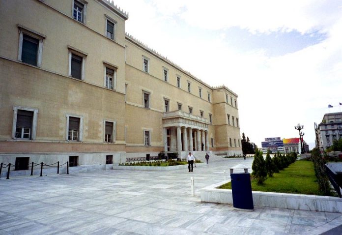 Γραφείο Προυπολογισμού Βουλής: Προσδοκίες και 6 μεγάλα 