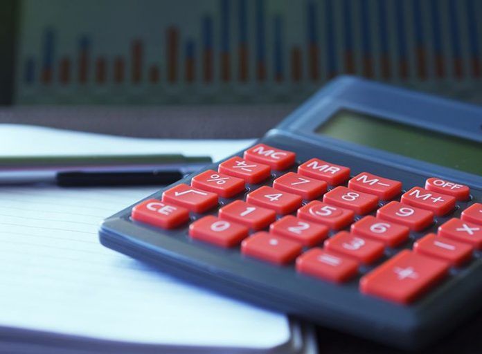 ΙΟΒΕ: Το 70% των Ελλήνων «μόλις τα βγάζει πέρα» ΙΟΒΕ: Το 70% των Ελλήνων «μόλις τα βγάζει πέρα»