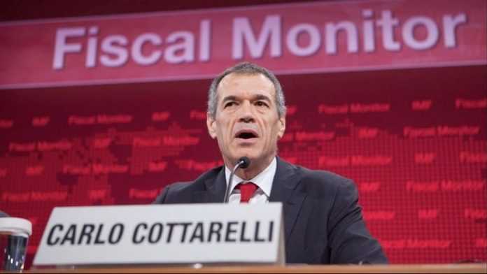 Σε πολιτική κρίση βυθίζεται η Ιταλία