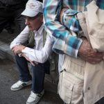 Eurobank: «Φτερά έκαναν» από τις τσέπες των Ελλήνων 32 δισ. (pdf) Eurobank: "Φτερά έκαναν" από τις τσέπες των Ελλήνων 32 δισ.
