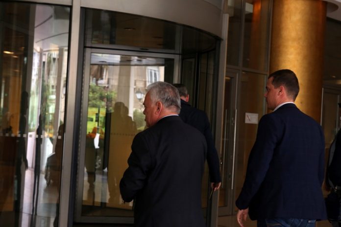 Πρώτη μέρα στο Χίλτον με δανειστές: Τα 