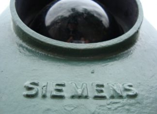 Siemens: Σε... άδεια 30.000 εργαζόμενοι