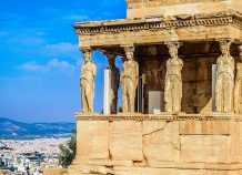 ΤτΕ: Ξεπέρασαν τα 33 εκατ. οι τουρίστες το 2018 και τα 16 δισ. ευρώ οι εισπράξεις