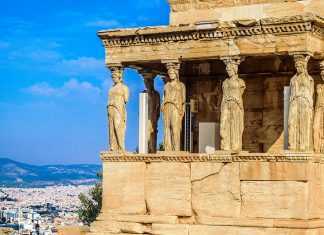 ΤτΕ: Ξεπέρασαν τα 33 εκατ. οι τουρίστες το 2018 και τα 16 δισ. ευρώ οι εισπράξεις