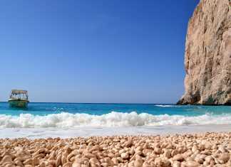 Ζάκυνθος: 9.086 επιβάτες αποβιβάστηκαν το τριήμερο του Αγίου Πνεύματος