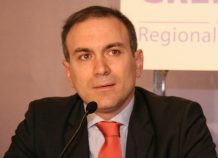 Γιατί κλείνουμε τώρα τις εκκρεμότητες με τους βόρειους γείτονές μας
