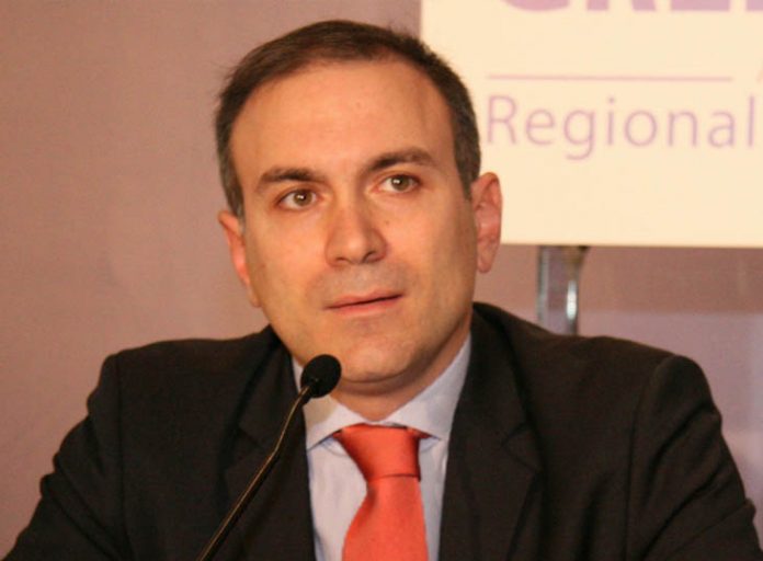 Γιατί κλείνουμε τώρα τις εκκρεμότητες με τους βόρειους γείτονές μας