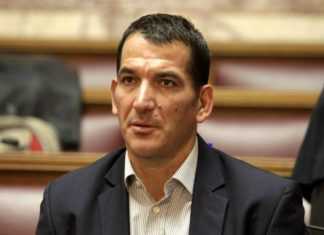 Δύσκολες ώρες για τον Πύρρο Δήμα: "Έχασε" τη σύζυγο του