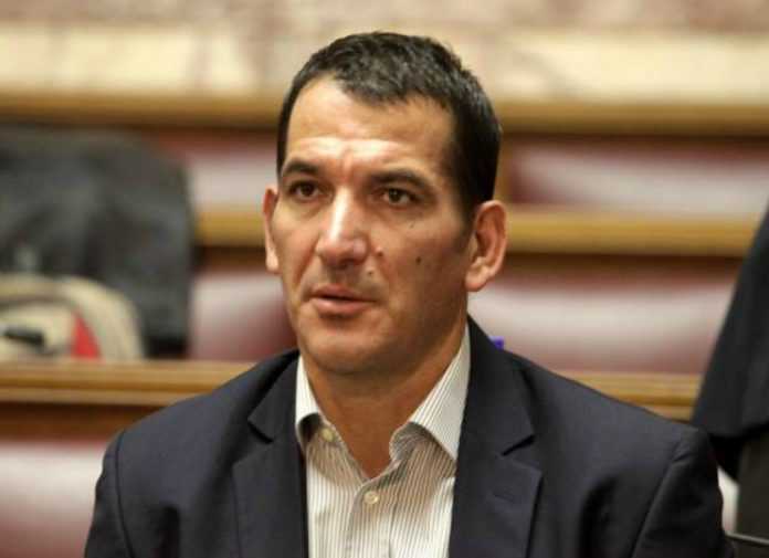 Δύσκολες ώρες για τον Πύρρο Δήμα: 