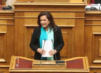 Επίθεση Μπακογιάννη σε Κοτζιά: "Από απολογούμενος δε μπορείς να γίνεις κατήγορος"