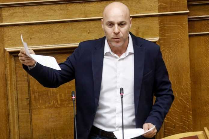 Αμυράς: Αυτά είναι τα golden boys του υπερταμείου με τις χρυσές αμοιβές