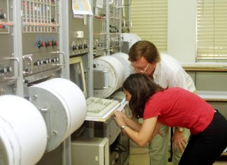 Απανωτοί σεισμοί σε Πύλο - Θεσσαλονίκη: Τι λένε οι σεισμολόγοι