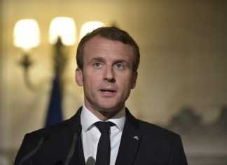 Μακρόν: Διάλογος με την Ιταλία για το μεταναστευτικό