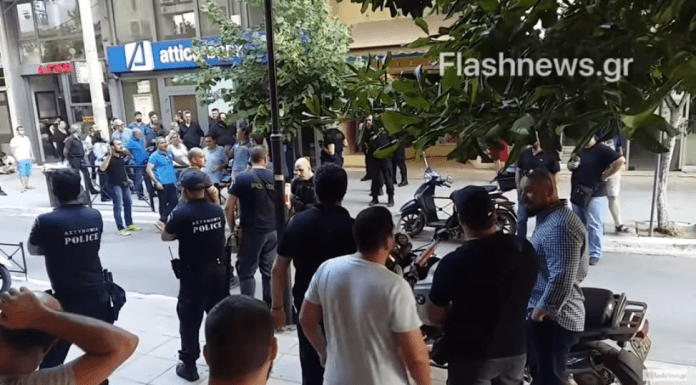 Ενταση στα γραφεία ΑΝΕΛ Χανίων: Αποδοκίμασαν την Κουντουρά (Βίντεο)