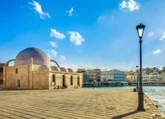 Προσωρινό λουκέτο σε αναψυκτήρια σε παραλίες της Κρήτης