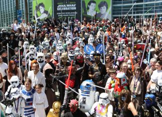 Σε τιμή – ρεκόρ πουλήθηκε όπλο από τον «Πόλεμο των άστρων»