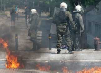Υπάλληλος της Βουλής μεταξύ των συλληφθέντων στα Εξάρχεια
