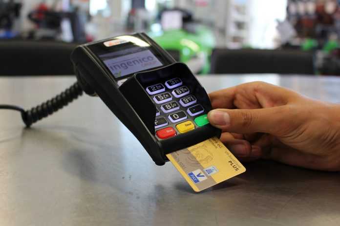 Πόσα δισεκατομμύρια χάνονται από τις απάτες στον ΦΠΑ