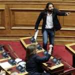 Εκτός Χρυσής Αυγής ο Μπαρμπαρούσης – Η επιστολή Μιχαλολιάκου Εκτός Χρυσής Αυγής ο Μπαρμπαρούσης