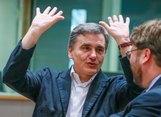 Εμπλοκή στο Eurogroup: "Τρικλοποδιά" Βορολίνου στην επιμήκυνση δανείων