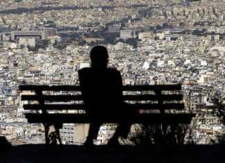 Ομολογία Τσακαλώτου: Κακά μαντάτα για τον ΕΝΦΙΑ - Ποιοι θα δουν αυξήσεις