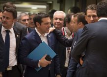 Τσίπρας: Αναστέλλεται η αύξηση του ΦΠΑ σε πέντε νησιά του Αιγαίου