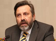 Οι Μετανάστες δεν είναι αριθμοί.. Nikitas Kanakis