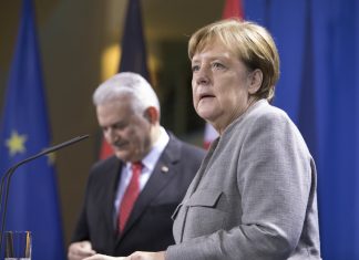 Παραίτηση Μέρκελ επιθυμούν δύο στους πέντε Γερμανούς