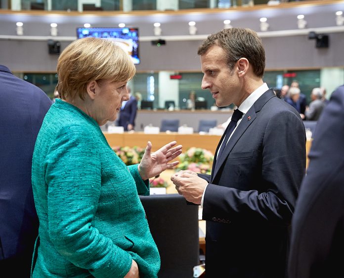 Σύνοδος Κορυφής: Συμφωνία για το μεταναστευτικό έπειτα από ολονύχτιο 