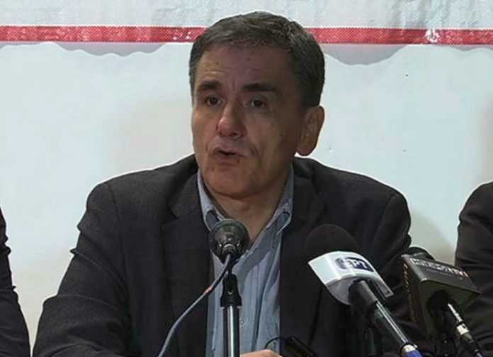 Τσακαλώτος: 