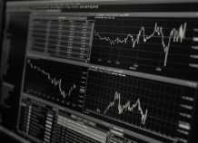 Υποβάθμισε τη Deutsche Bank η Standard & Poor's