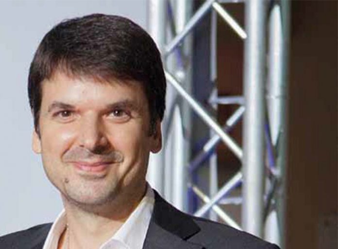 Το τέλος των προγραμμάτων διάσωσης, όχι της επιτροπείας…