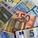 Διπλάσια ενίσχυση τον Δεκέμβριο για τους δικαιούχους ελάχιστου εγγυημένου εισοδήματος