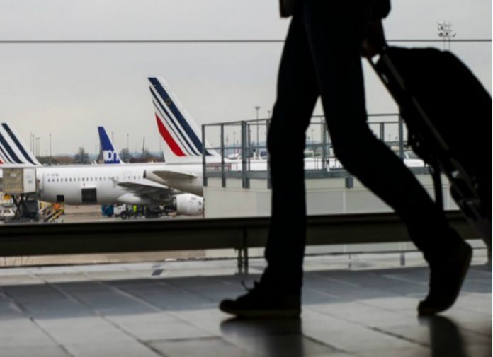 Αυξήθηκε η επιβατική κίνηση στα αεροδρόμια της χώρας το α΄εξάμηνο