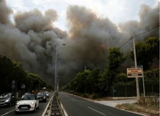 Δήμαρχος Ραφήνας: "Φοβάμαι ότι οι νεκροί θα ξεπεράσουν τους 100"