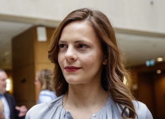 Ε. Αχτσίογλου: "Προτεραιότητα η επαναφορά των συλλογικών συμβάσεων εργασίας"