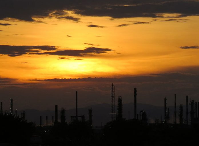 Λιβύη: Αναστολή των εξαγωγών πετρελαίου από τον τερματικό σταθμό στη Ζαουίγια