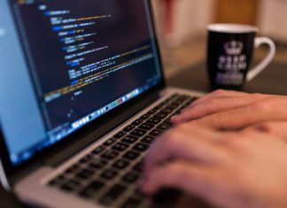 ΕΕ: Χαμηλά παραμένει η Ελλάδα στο... γρήγορο Ίντερνετ