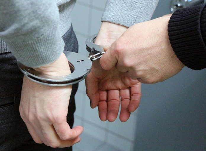 Σε εξέλιξη αστυνομική επιχείρηση στην Αθήνα κατά σπείρας ναρκωτικών