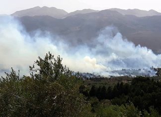 Σε εξέλιξη πυρκαγιές σε δυο σημεία στα Χανιά