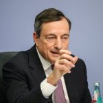 Η ΕΚΤ θα ανακοινώσει σήμερα τον τερματισμό του προγράμματος αγοράς ομολόγων
