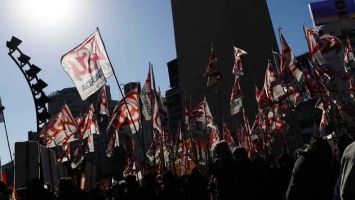 Πρόστιμο άνευ προηγουμένου σε συνδικάτο