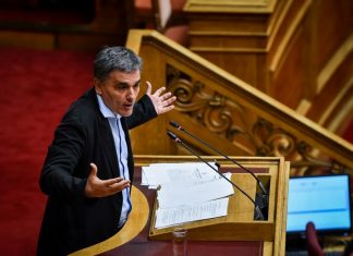Τσακαλώτος: "Πόσες φορές ο Μητσοτάκης μας είπε ψεύτες"