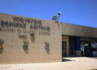 Μήνυμα Αποστολάκη στην Άγκυρα να σεβαστεί τη διεθνή νομιμότητα