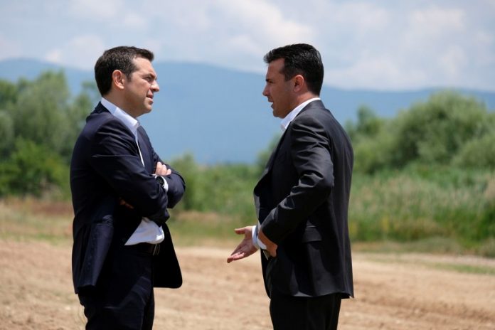 Χαμός στα Σκόπια: Μηνύσεις για εσχάτη προδοσία κατά Ζάεφ